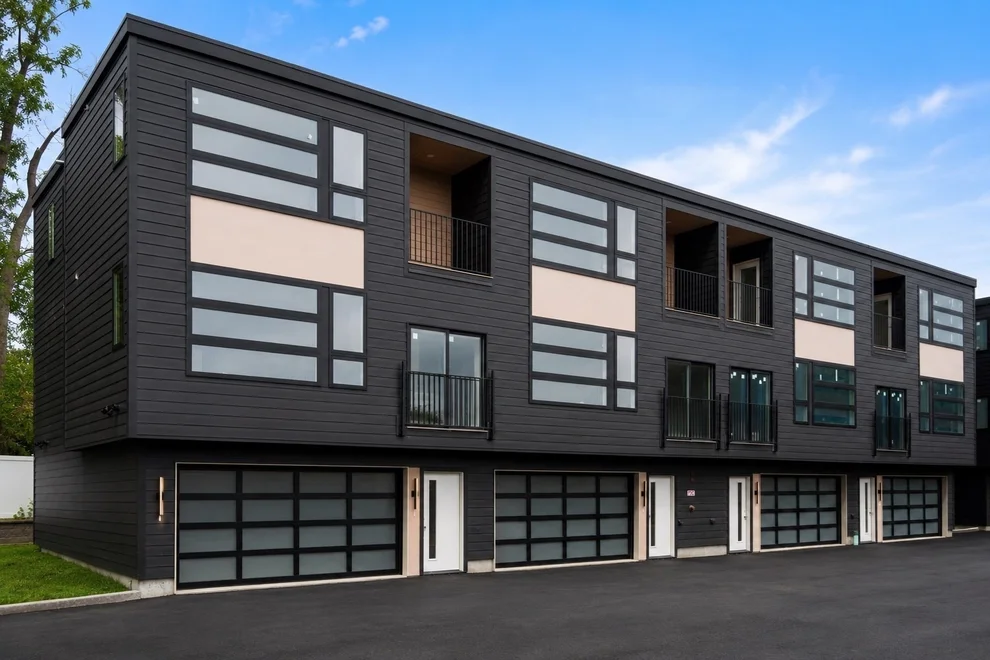Unit for sale at 9 Franklin, Salem, MA 01970