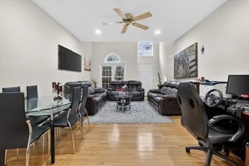 1 Knowlton Circle