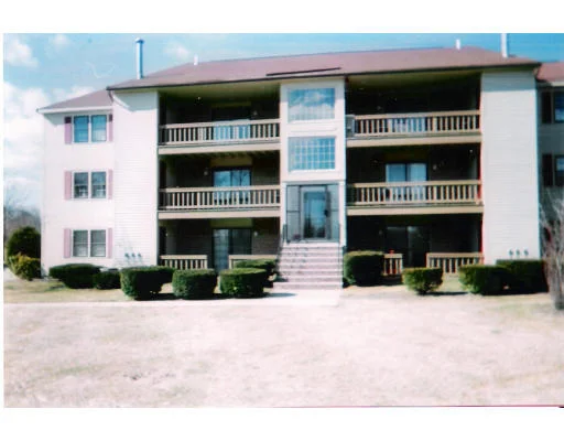 Unit for sale at 200 Apache Way, Tewksbury, MA 01876