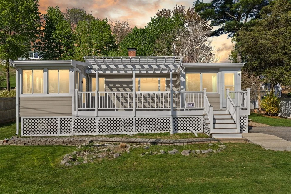 Unit for sale at 84-85 Little Neck Rd, Ipswich, MA 01938