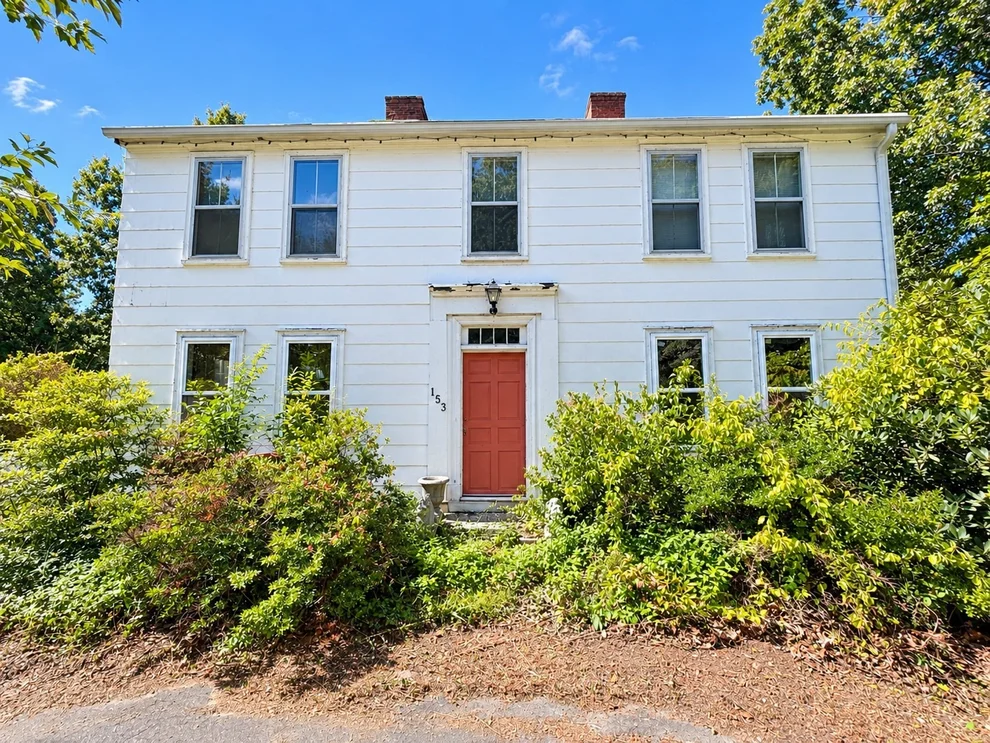 Unit for sale at 153 Johnny Appleseed Ln, Leominster, MA 01453