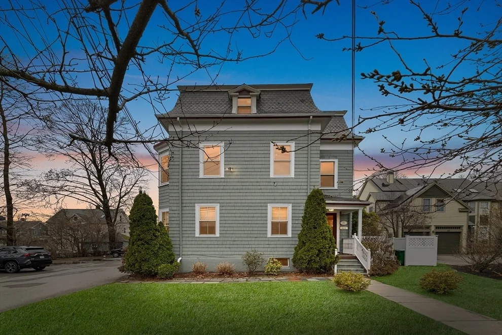 Unit for sale at 405 Cherry St, Newton, MA 02465