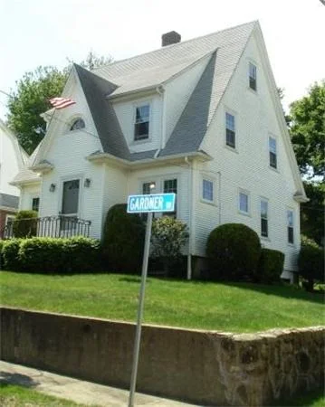 Unit for sale at 5 Gardner Road, Norwood, MA 02062