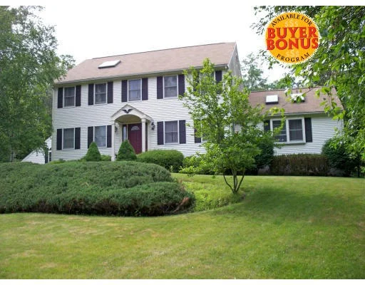 Unit for sale at 60 Brick Kiln Ln, Pembroke, MA 02350