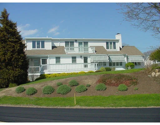 Unit for sale at 19 Lincoln Avenue-Third Cliff, Scituate, MA 02066