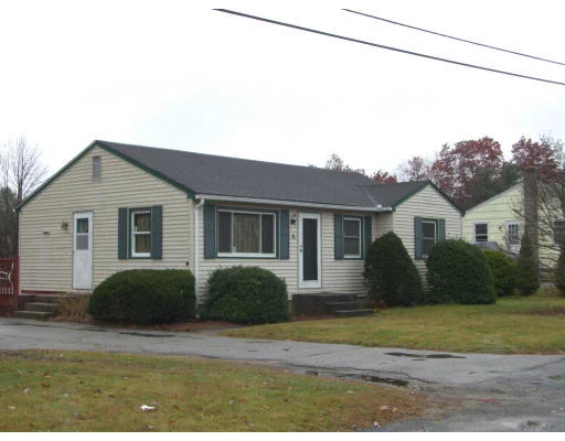 Unit for sale at 4 Bounty Rd, Oxford, MA 01540