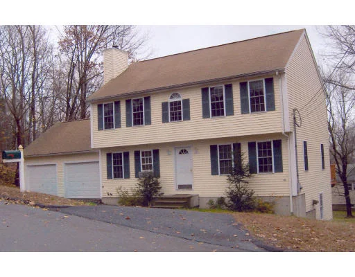 Unit for sale at 21 Manhattan Road, Worcester, MA 01602