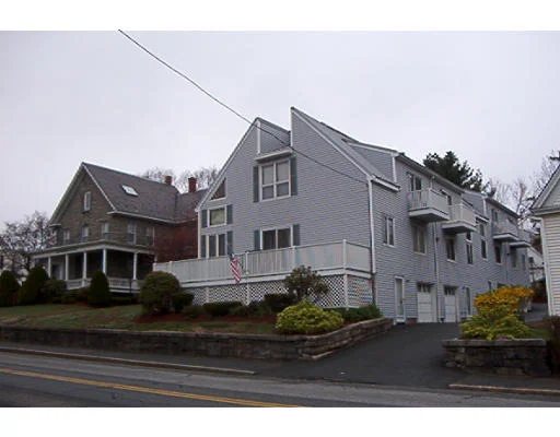 Unit for sale at 325 Mammoth Rd, Lowell, MA 01850