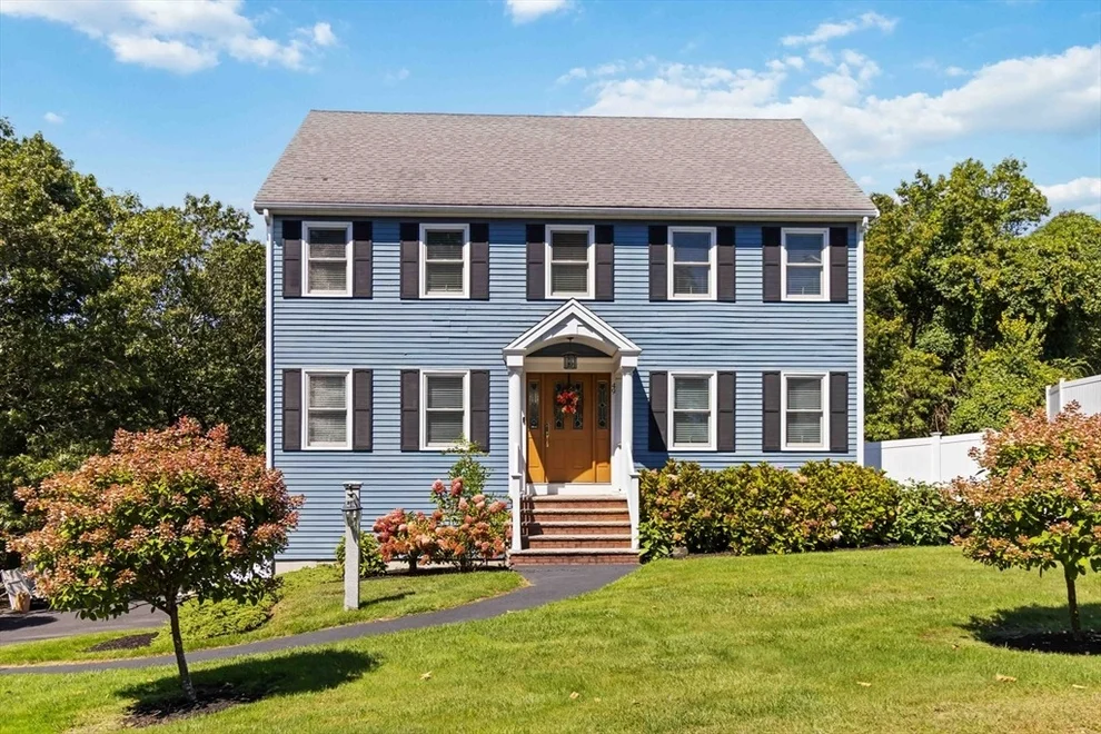 Unit for sale at 49 David Dr, Saugus, MA 01906