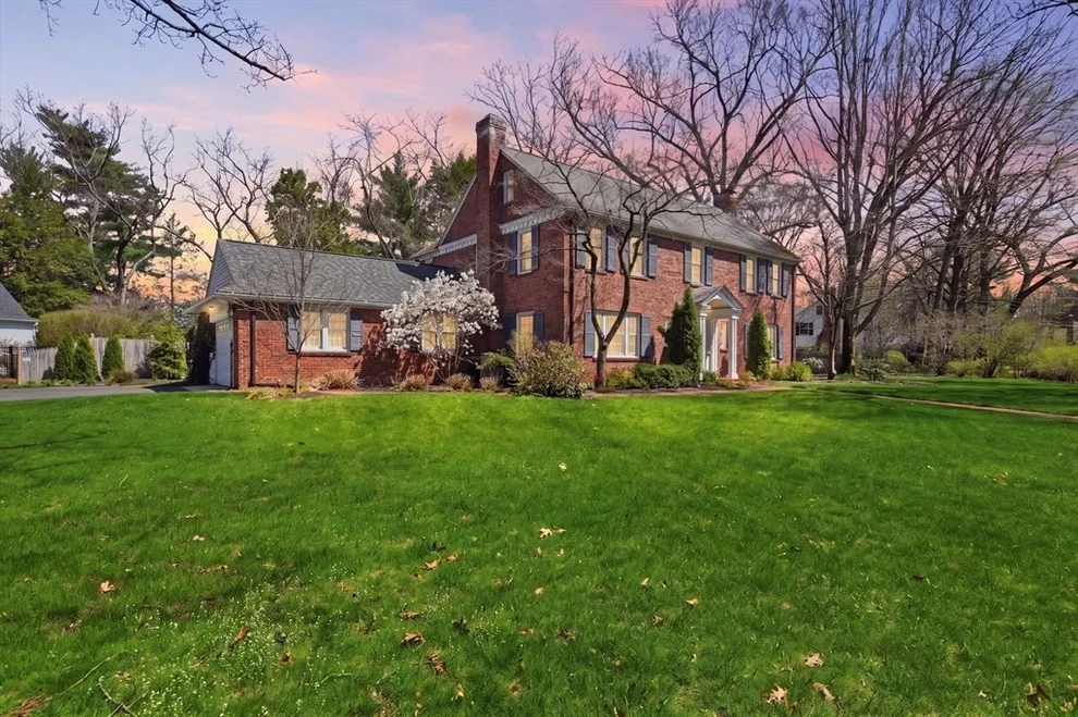 Unit for sale at 324 Farmington Road, Longmeadow, MA 01106
