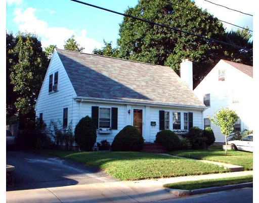 Unit for sale at 31 Arlington Rd, Waltham, MA 02451