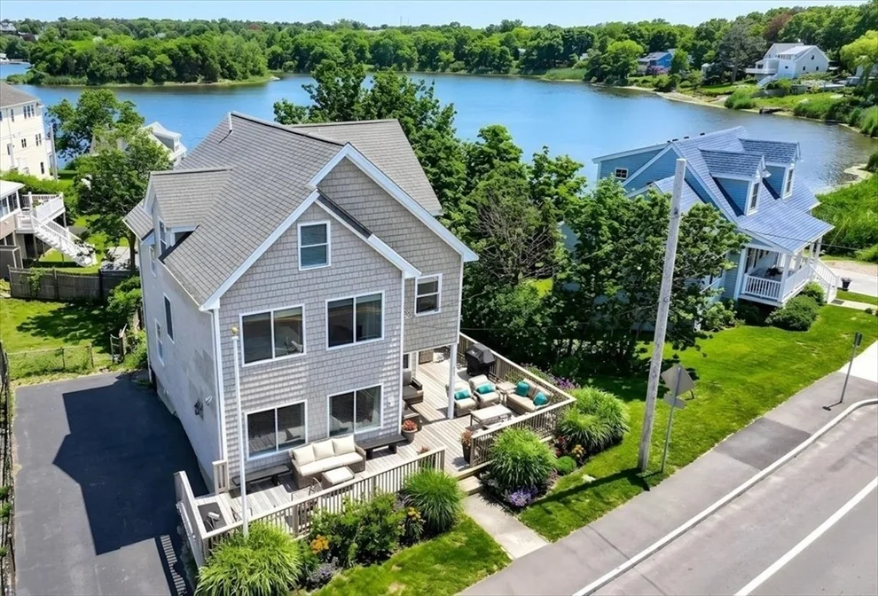 Unit for sale at 181 Atlantic Ave, Hull, MA 02045