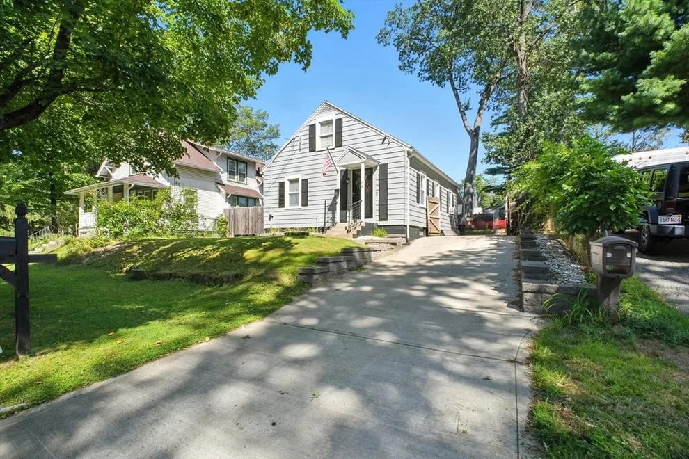 Unit for sale at 98 Rollins St, Springfield, MA 01109
