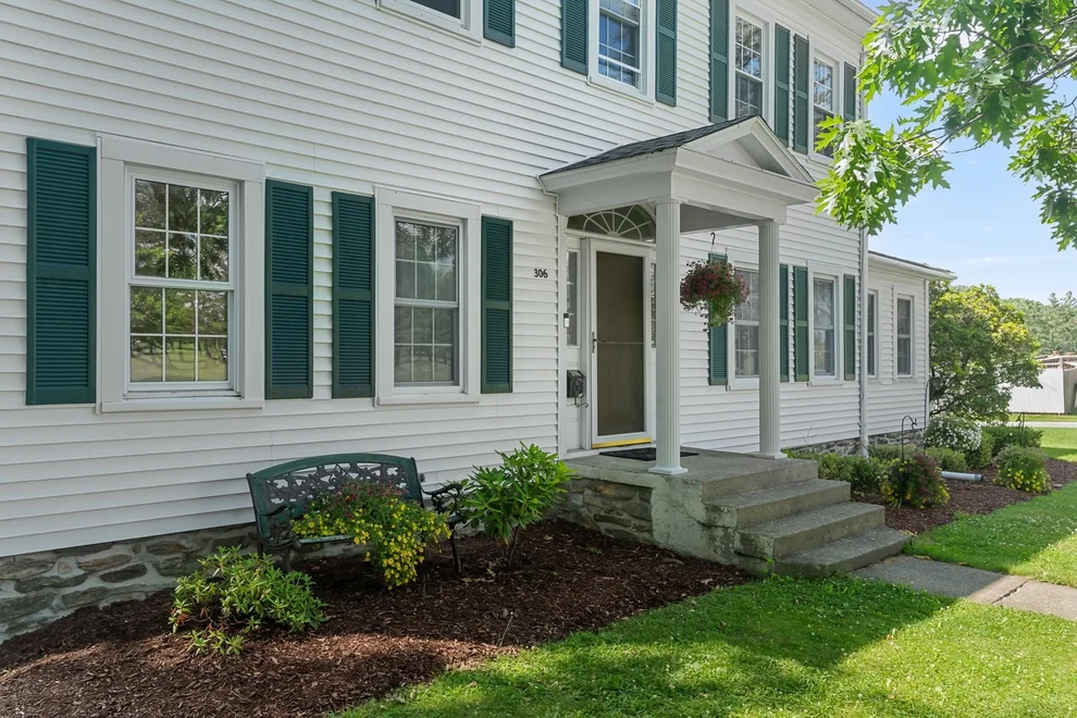 Unit for sale at 306 Pleasant St, Leicester, MA 01524