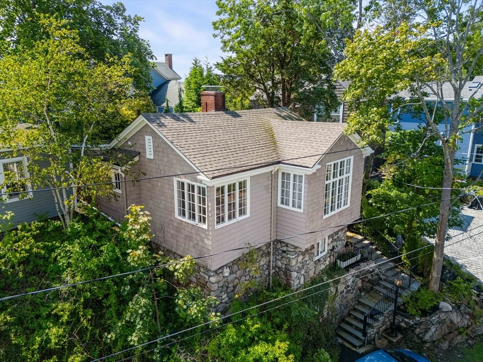Unit for sale at 10 Circle Street, Marblehead, MA 01945