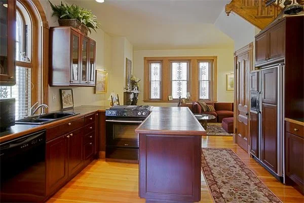 Unit for sale at 33 Claremont Park, Boston, MA 02118
