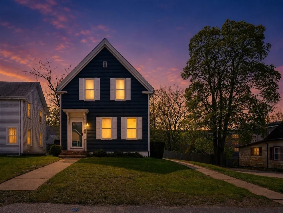Unit for sale at 107 E. Water Street, Rockland, MA 02370