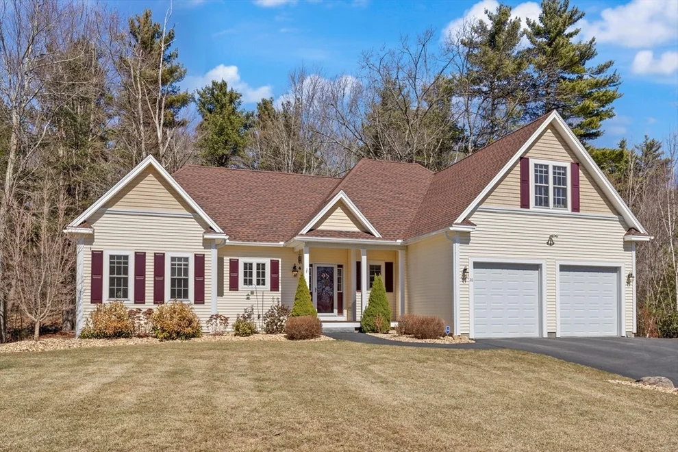 Unit for sale at 20 White Circle, Templeton, MA 01468