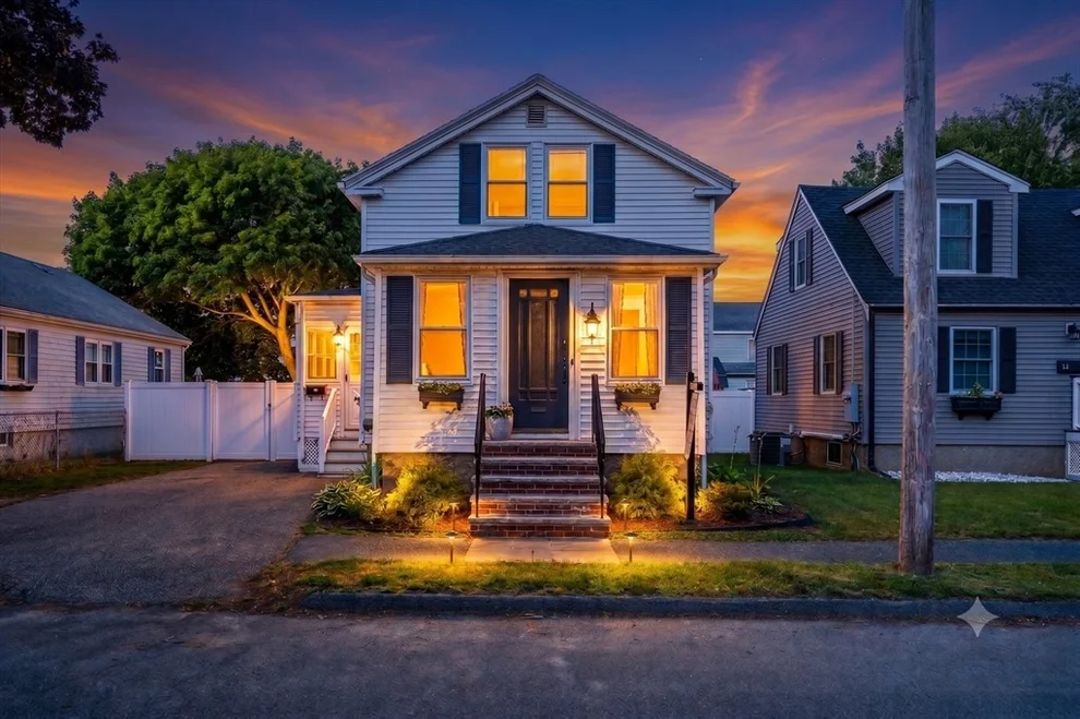 Unit for sale at 12 Johnson Ave, Peabody, MA 01960