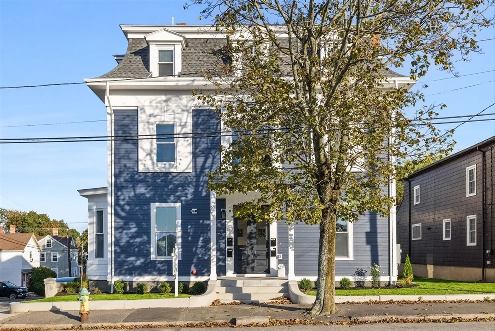 Unit for sale at 62 Chestnut Street, Saugus, MA 01906