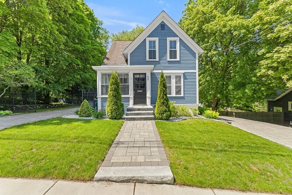 Unit for sale at 55 School St, Groveland, MA 01834
