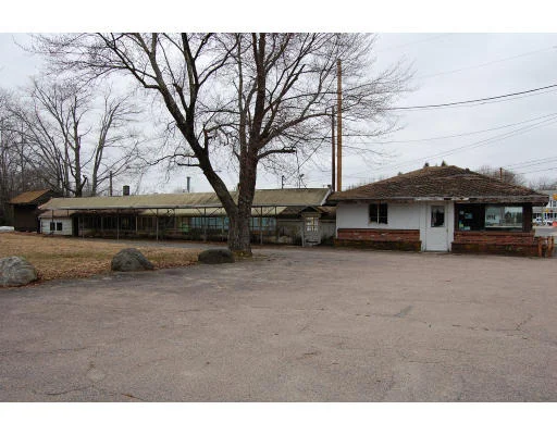 Unit for sale at 3-5 Cape Rd, Mendon, MA 01756