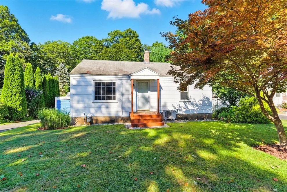 Unit for sale at 171 Lower Beverly Hills, West Springfield, MA 01089