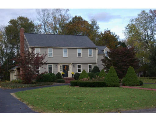 Unit for sale at 69 Riverside Dr, Norwell, MA 02061
