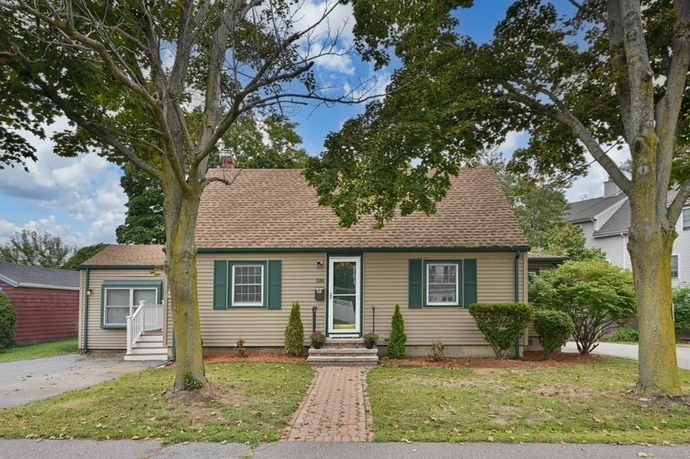 Unit for sale at 128 Collins St, Danvers, MA 01923