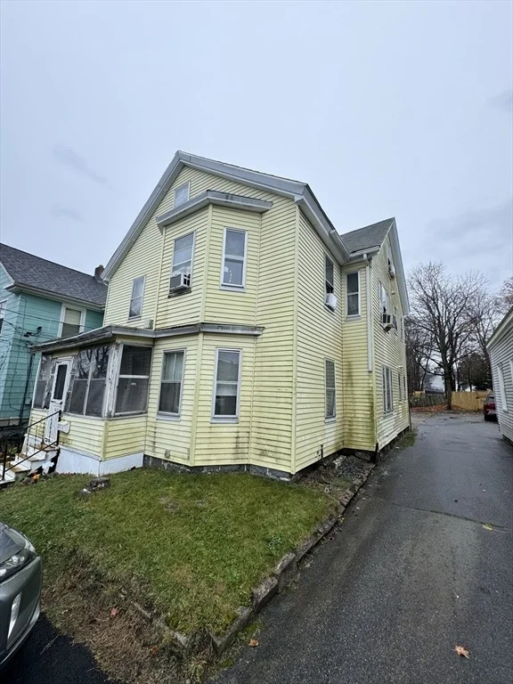 Unit for sale at 14 Pine St, Taunton, MA 02780