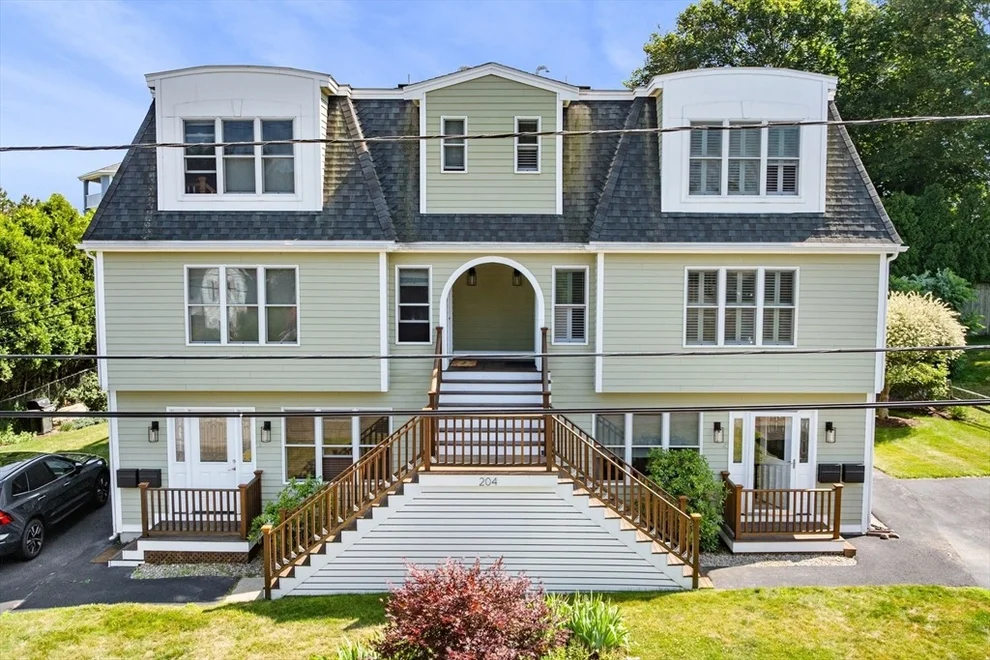 Unit for sale at 204 Hesperus Ave, Gloucester, MA 01930