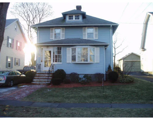 Unit for sale at 25 Samoset Ave, Quincy, MA 02169