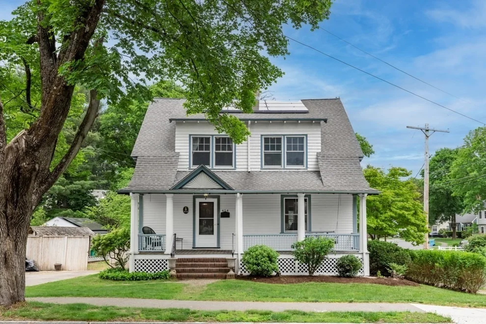 Unit for sale at 454 Webster St, Needham, MA 02494