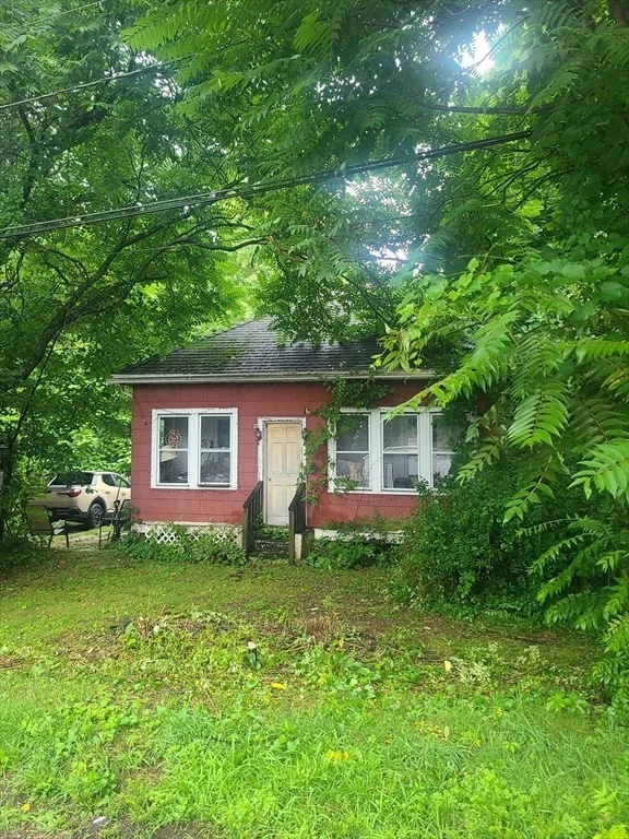 Unit for sale at 8 White St, Wilbraham, MA 01095