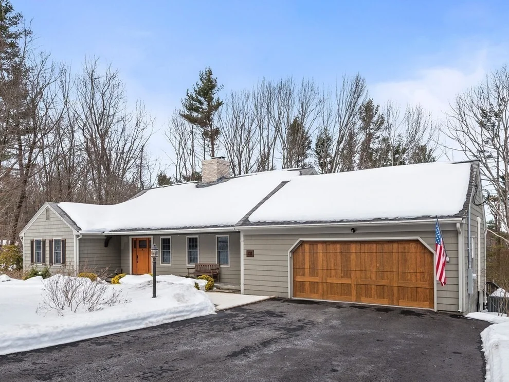Unit for sale at 131 Twinbrooke Dr, Holden, MA 01520