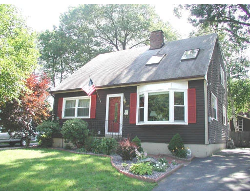 Unit for sale at 35 Oneida Ave., Worcester, MA 01606