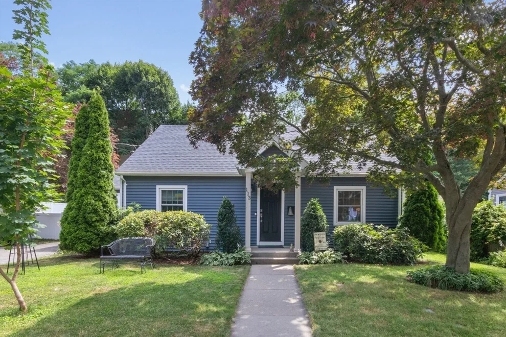 Unit for sale at 113 Farnum Rd, Waltham, MA 02453