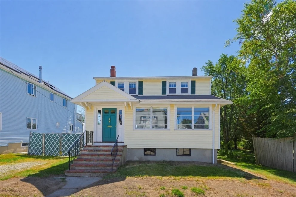 Unit for sale at 24 Poplar Rd, Quincy, MA 02169