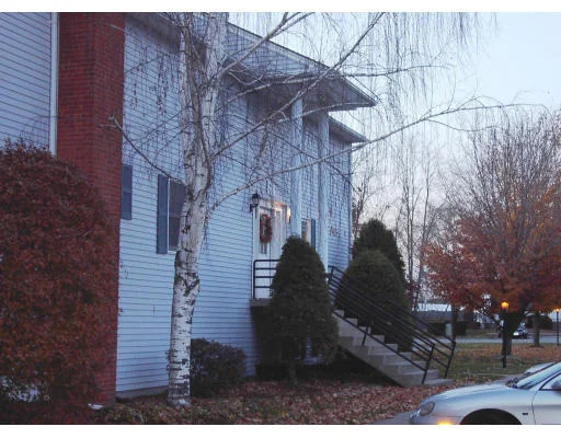 Unit for sale at 200 Lambert Ter, Chicopee, MA 01020