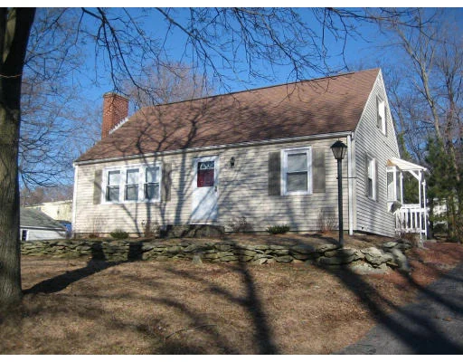 Unit for sale at 8 Cortland Dr, Westborough, MA 01581