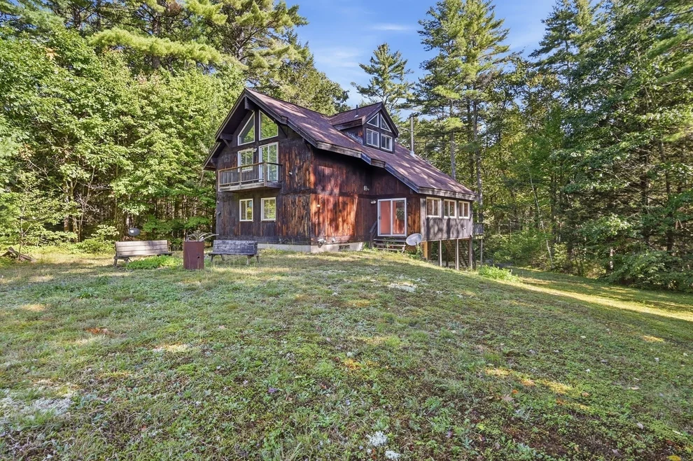 Unit for sale at 21 Stone Hill Rd, New Salem, MA 01355