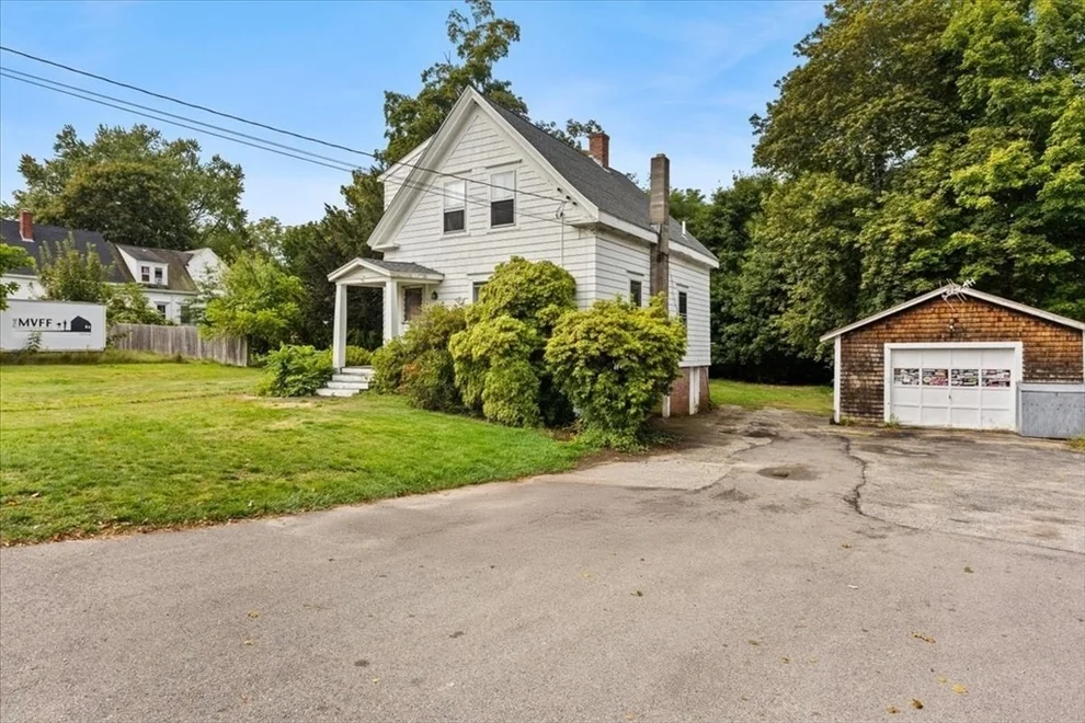 Unit for sale at 391 Bedford St, East Bridgewater, MA 02333