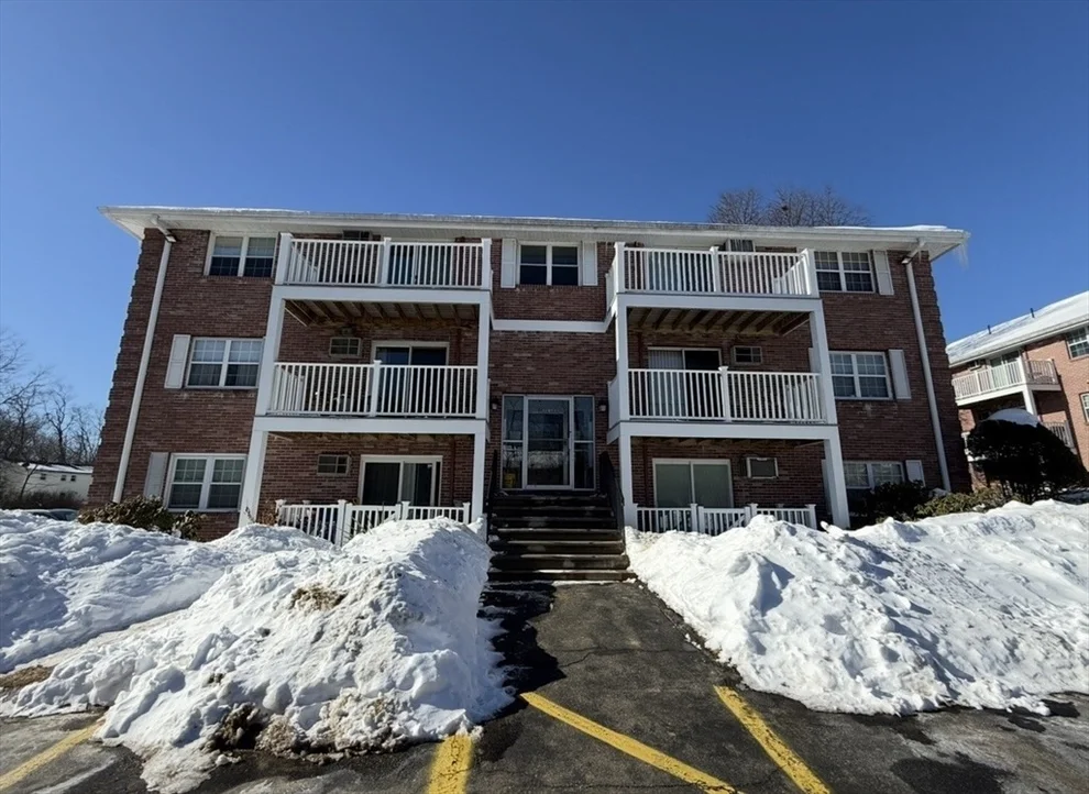 Unit for sale at 5 Kenmar Drive, Billerica, MA 01821