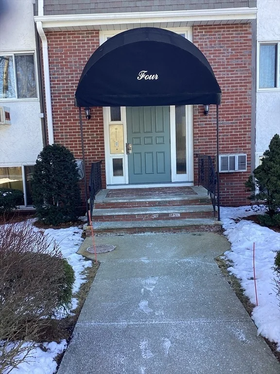 Unit for sale at 80 Walnut St, Canton, MA 02021