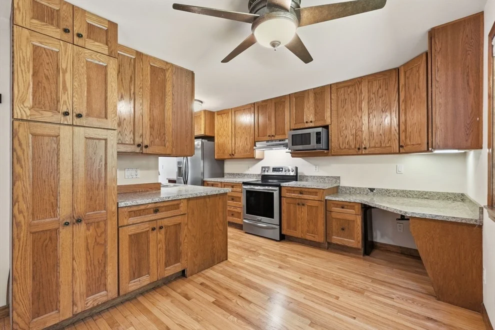 Unit for sale at 170 E Hadley Rd, Amherst, MA 01002