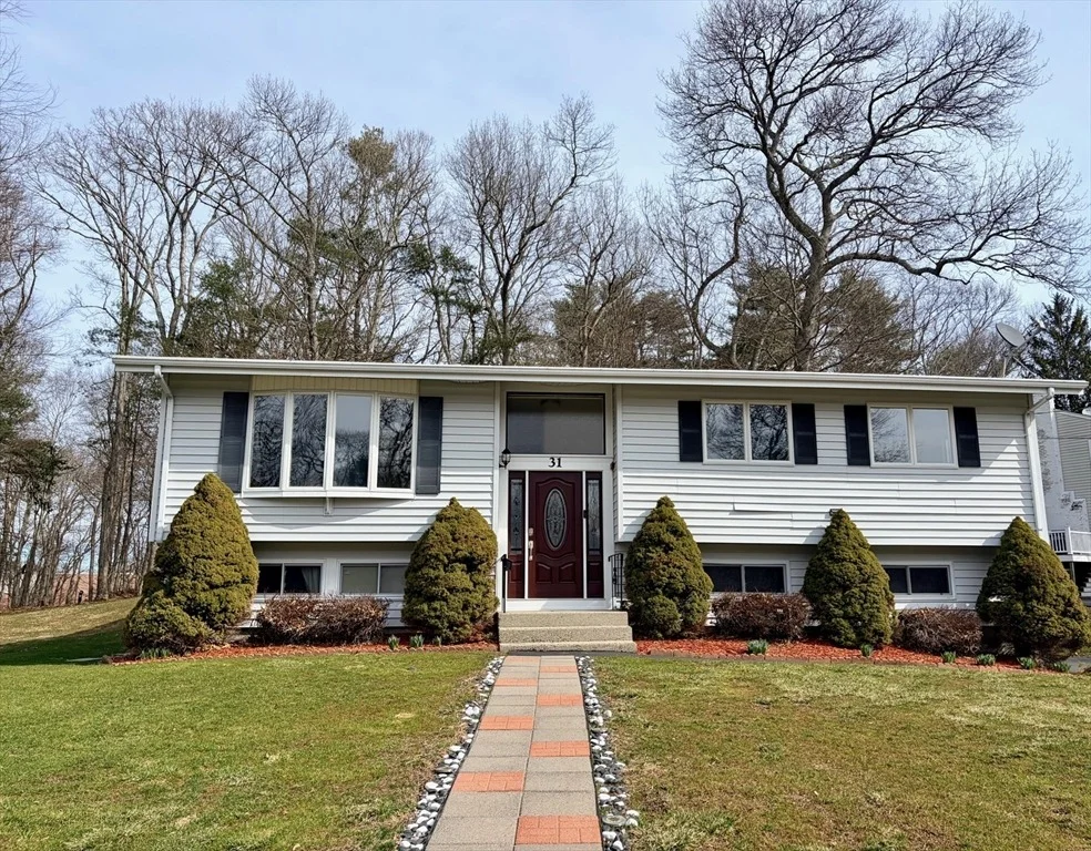Unit for sale at 31 Spring Ln, Sharon, MA 02067