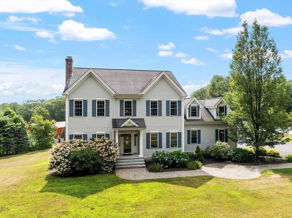 Unit for sale at 123 Bean Porridge Hill Rd, Westminster, MA 01473
