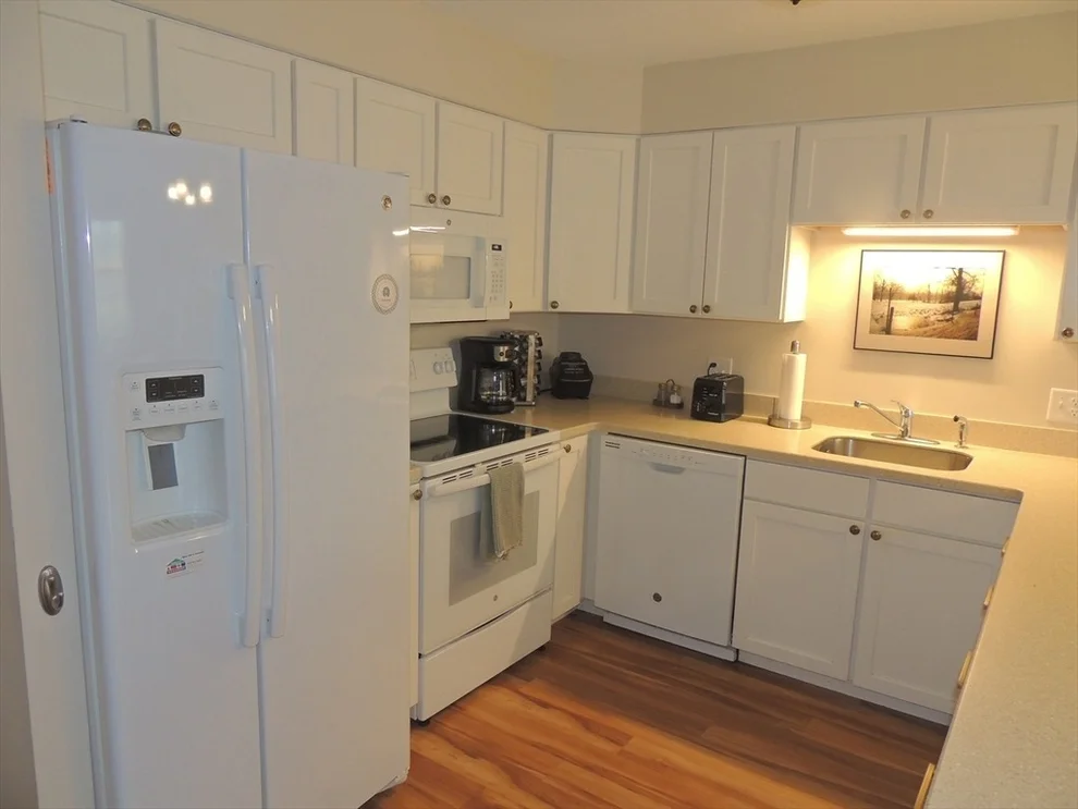 Unit for sale at 27 Greenleaves Drive, Amherst, MA 01002