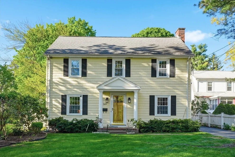 Unit for sale at 349 Auburndale Ave, Newton, MA 02466