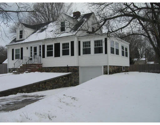 Unit for sale at 23 Beech Ave, North Andover, MA 01845